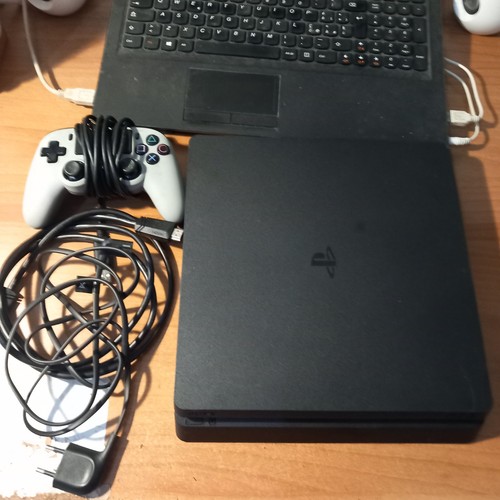 Sony playstation ps4 slim - 4,